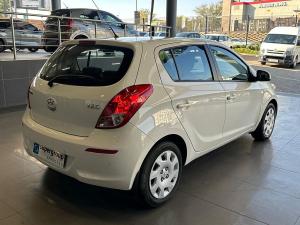 Hyundai i20 1.4 Fluid auto - Image 7