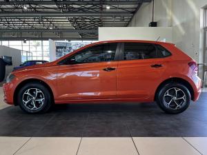 Volkswagen Polo hatch 1.0TSI Life manual - Image 6