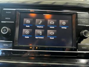 Volkswagen Polo hatch 1.0TSI Life manual - Image 8