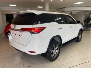 Toyota Fortuner 2.4GD-6 auto - Image 2