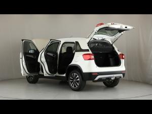 Suzuki Vitara Brezza 1.5 GLX - Image 10