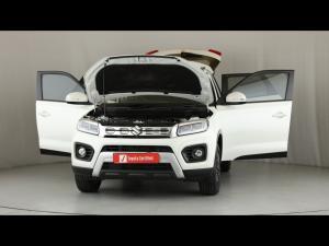 Suzuki Vitara Brezza 1.5 GLX - Image 13