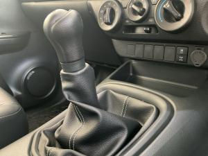 Toyota Hilux 2.4GD-6 double cab 4x4 SR - Image 13