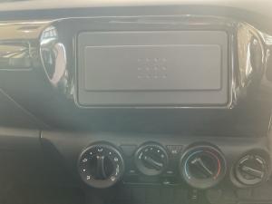 Toyota Hilux 2.4GD-6 double cab 4x4 SR - Image 14
