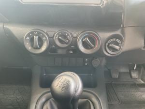 Toyota Hilux 2.4GD-6 double cab 4x4 SR - Image 15