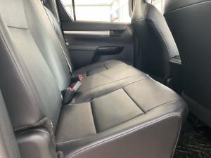 Toyota Hilux 2.4GD-6 double cab 4x4 SR - Image 17