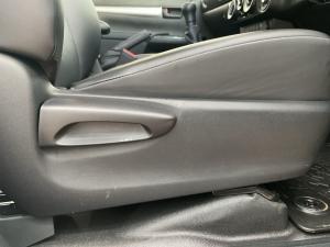 Toyota Hilux 2.4GD-6 double cab 4x4 SR - Image 18
