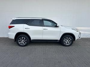 Toyota Fortuner 2.8GD-6 auto - Image 3