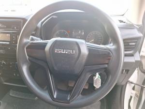 Isuzu D-Max 1.9TD single cab - Image 22