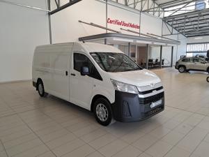 Toyota Quantum 2.8 SLWB panel van - Image 1