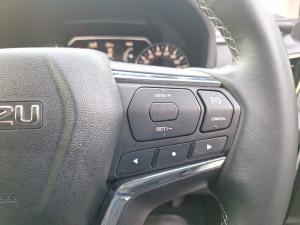 Isuzu mu-X 3.0TD LSE - Image 10