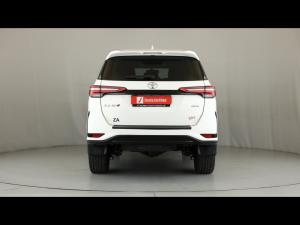 Toyota Fortuner 2.4GD-6 4x4 - Image 5