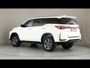 Toyota Fortuner 2.4GD-6 4x4 - Image 8