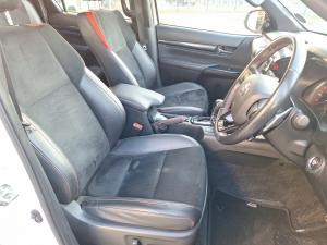 Toyota Hilux 2.8GD-6 double cab 4x4 GR-Sport - Image 17