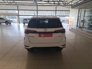 Toyota Fortuner 2.4GD-6 4x4 - Image 6