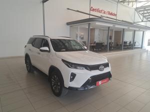 Toyota Fortuner 2.4GD-6 4x4 - Image 1