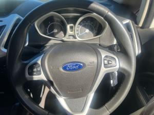 Ford EcoSport 1.5TDCi Titanium - Image 8