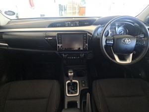Toyota Hilux 2.8GD-6 double cab Raider auto - Image 13