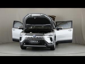 Toyota Corolla Cross 1.8 HEV XS - Image 15