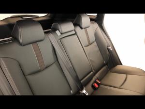 Toyota Corolla Cross 1.8 HEV XS - Image 22