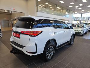 Toyota Fortuner 2.4GD-6 auto - Image 2