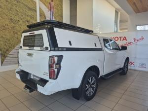 Isuzu D-Max 3.0TD Extended cab LSE - Image 2