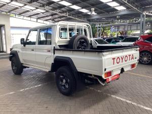 Toyota Land Cruiser 79 2.8GD-6 double cab - Image 23