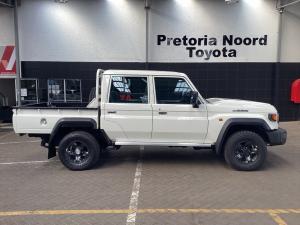 Toyota Land Cruiser 79 2.8GD-6 double cab - Image 3