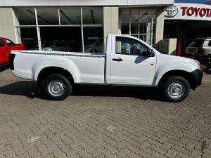 Isuzu D-Max Gen 6 250c single cab Fleetside - Image 6