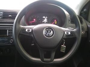 Volkswagen Polo Vivo hatch 1.6 Comfortline auto - Image 8