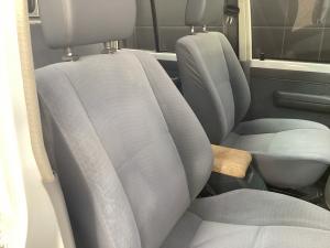 Toyota Land Cruiser 79 4.5D-4D V8 double cab LX - Image 16