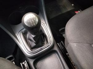 Volkswagen Polo Vivo hatch 1.4 Trendline - Image 11