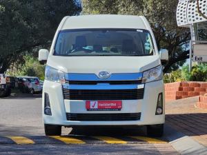 Toyota Quantum 2.8 SLWB bus 14-seater GL manual - Image 4