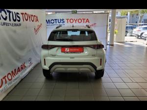 Toyota Starlet Cross 1.5 XS auto - Image 5