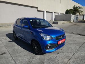 Toyota Vitz 1.0 XR manual - Image 1