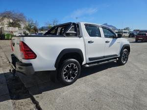 Toyota Hilux 2.4GD-6 double cab 4x4 SRX auto - Image 2