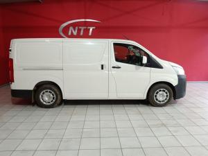 Toyota Quantum 2.8 LWBP/V - Image 3