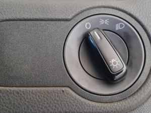 Volkswagen Polo Vivo 1.4 Trendline - Image 10