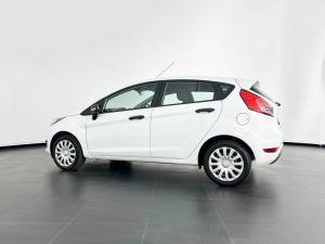 Ford Fiesta 1.4 Ambiente 5 Dr - Image 2