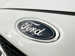 Ford Fiesta 1.4 Ambiente 5 Dr - Image 7