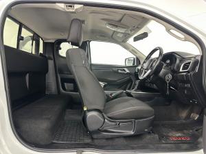 Isuzu D-MAX 1.9 Ddi HR LS automatic E-CAB - Image 15