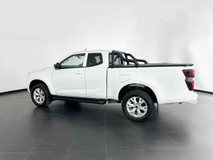 Isuzu D-MAX 1.9 Ddi HR LS automatic E-CAB - Image 2