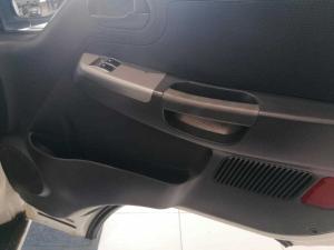 Kia K 2500S/C - Image 14
