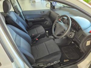 Hyundai Getz 1.4 HS - Image 11