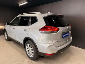 Nissan X-Trail 2.5 4x4 Acenta Tech - Image 5