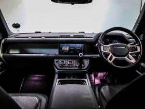 Land Rover Defender 90 P300 X-Dynamic SE - Image 13