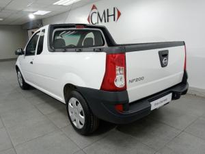 Nissan NP200 1.6i safety pack (aircon) - Image 3