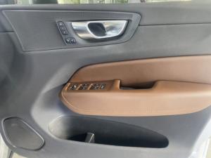 Volvo XC60 D4 AWD Inscription - Image 10