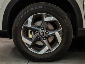 Hyundai Venue 1.0T Fluid auto - Image 19