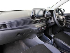 Hyundai i20 1.2 Motion - Image 13
